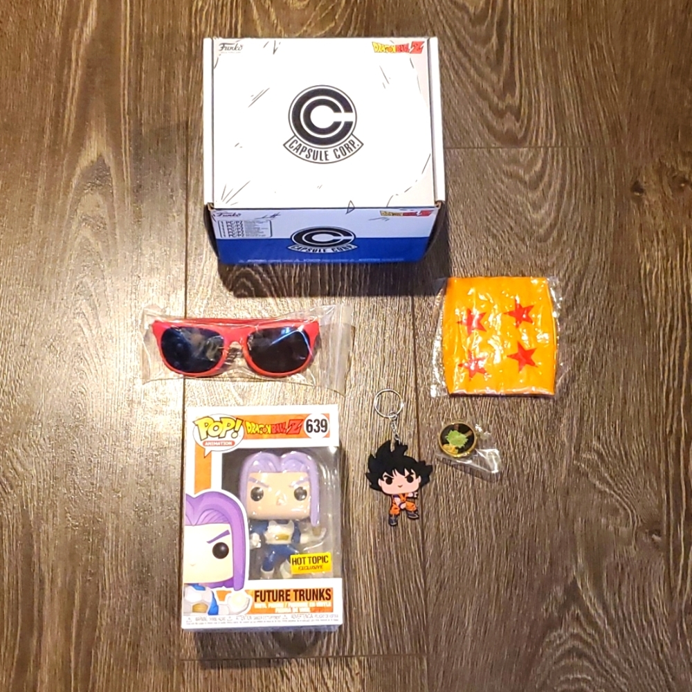 🐍🔥Dragonball Z Future Trunks Funko Pop and Extras